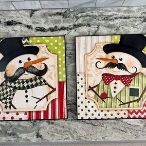 Festive Snowman Wall Art Set - Green and Red